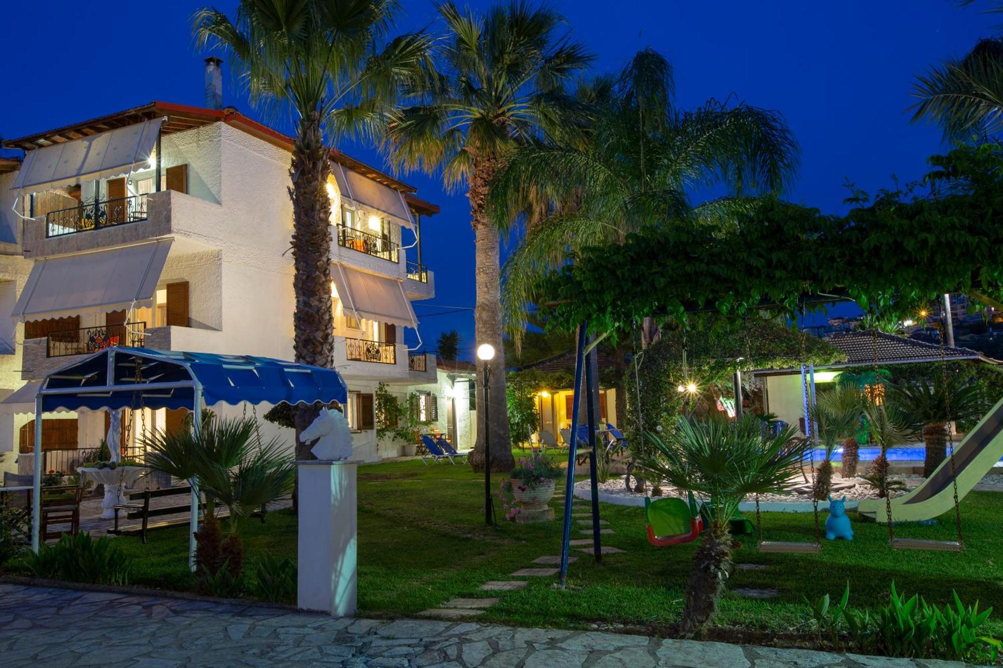 Villa Dimitris Apartments & Bungalows Frínion Exteriér fotografie