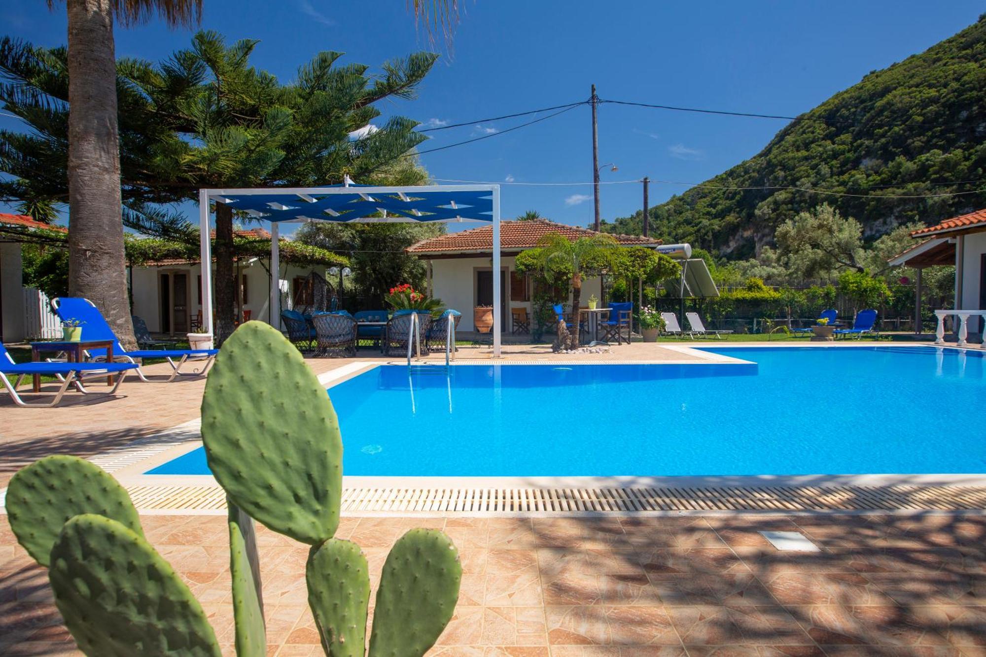 Villa Dimitris Apartments & Bungalows Frínion Exteriér fotografie