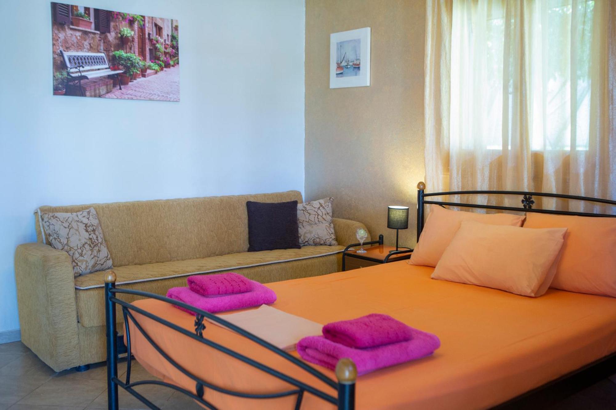Villa Dimitris Apartments & Bungalows Frínion Exteriér fotografie