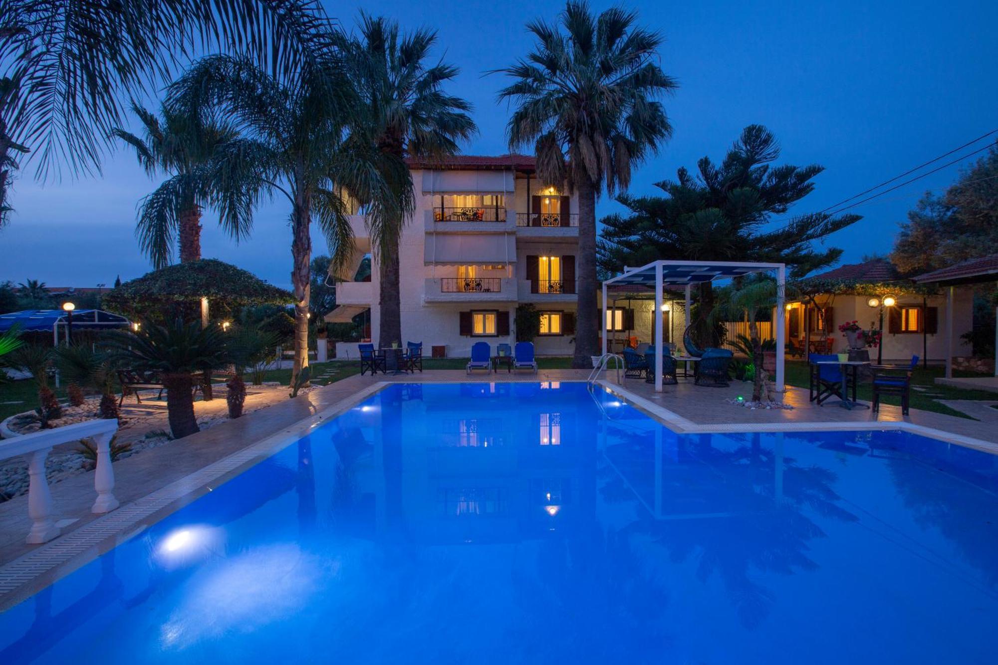 Villa Dimitris Apartments & Bungalows Frínion Exteriér fotografie