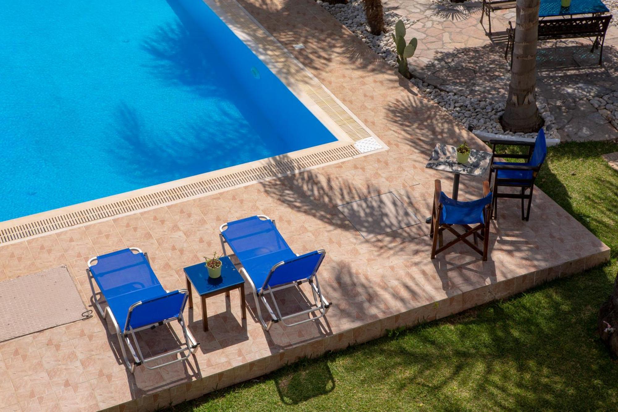 Villa Dimitris Apartments & Bungalows Frínion Exteriér fotografie