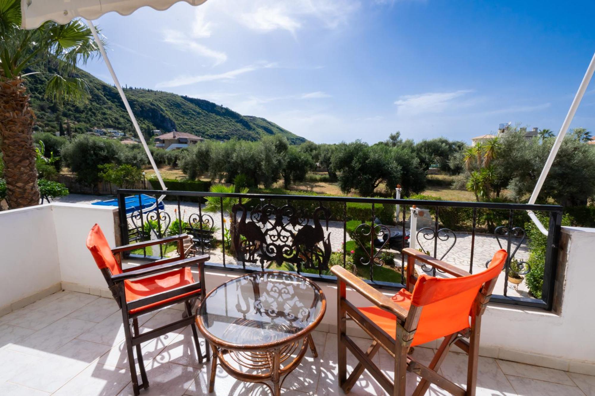 Villa Dimitris Apartments & Bungalows Frínion Exteriér fotografie