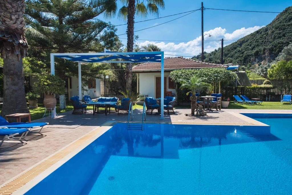 Villa Dimitris Apartments & Bungalows Frínion Exteriér fotografie
